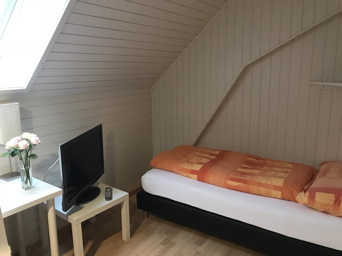Alpenblick Ferenberg Bern Hotel Stettlen Exterior photo
